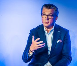 Sustainable Leadership and Business
- Esa Kaikkonen, CEO (Metsä Board)
- Pehr Oscarsson, President and CEO (MEKO AB)
- Yuichiro Haruna, CEO (TGR WRT)